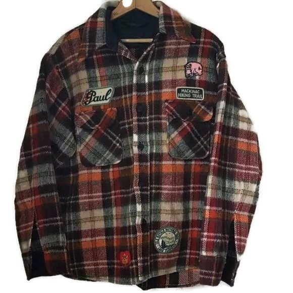 JCPenney Towncraft L Vintage Disney Boyscouts Hiking Etc Patches Hipster Shacket - Picture 13 of 13